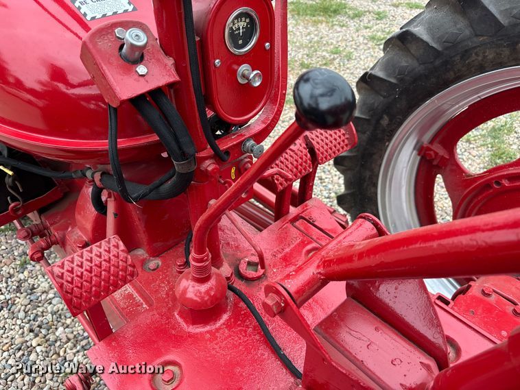 image for item NM9874 1946 McCormick Farmall H tractor