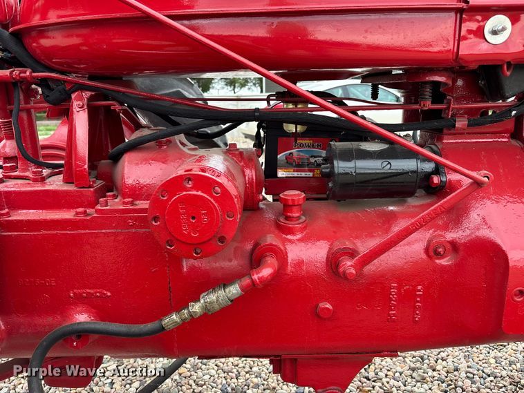 image for item NM9874 1946 McCormick Farmall H tractor