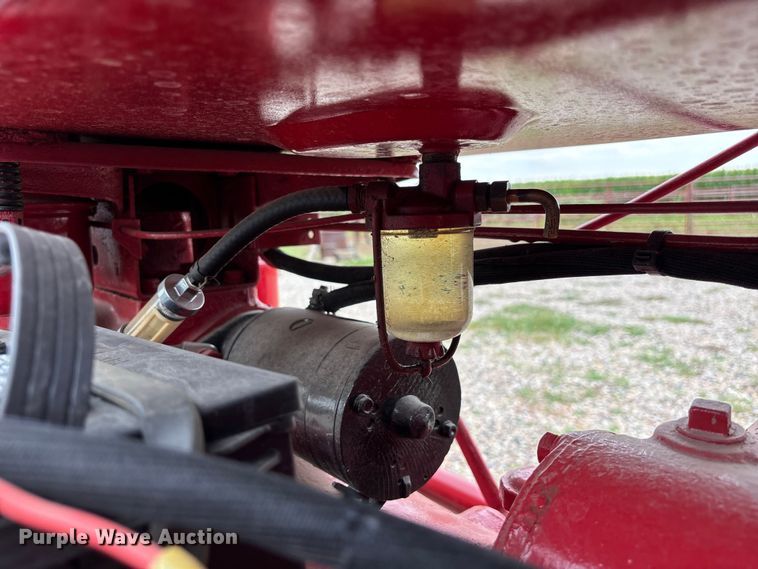 image for item NM9874 1946 McCormick Farmall H tractor