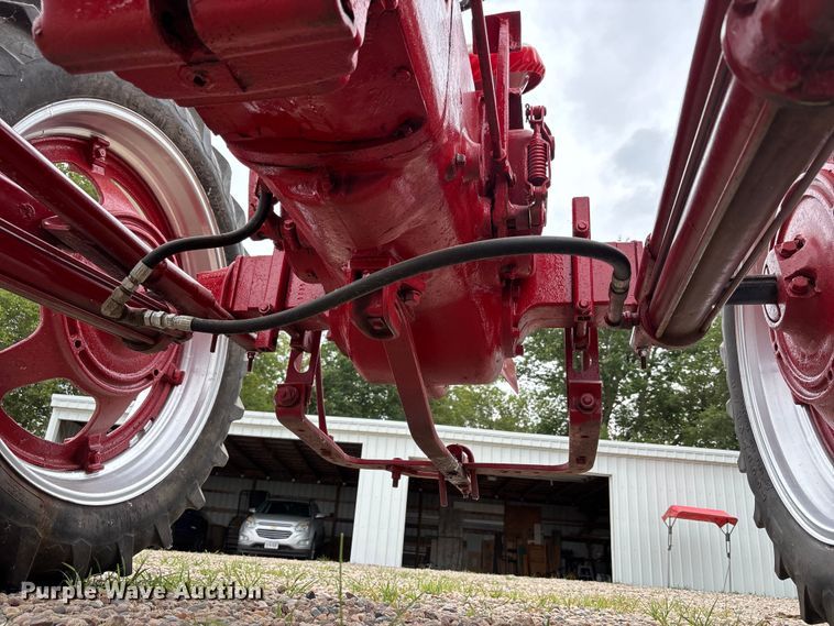 image for item NM9874 1946 McCormick Farmall H tractor