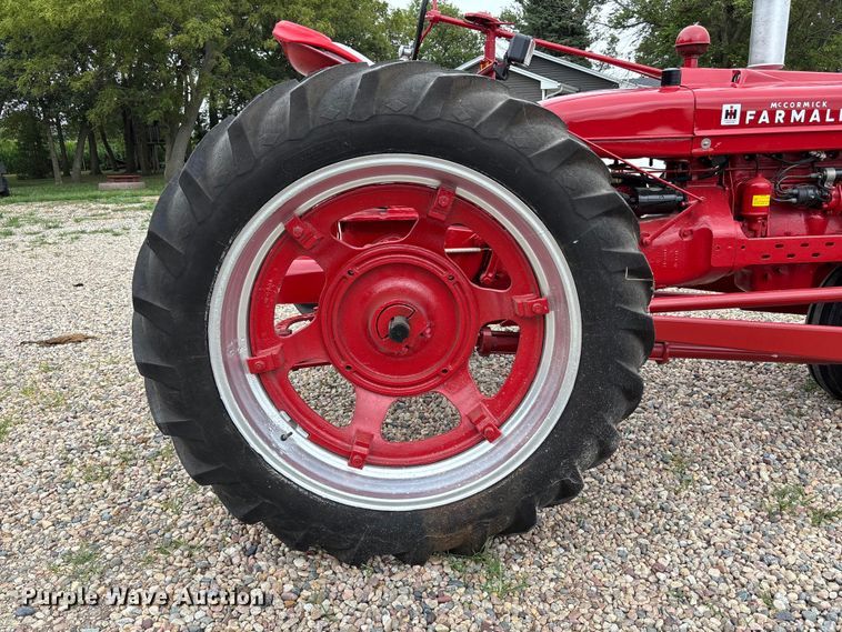 image for item NM9874 1946 McCormick Farmall H tractor