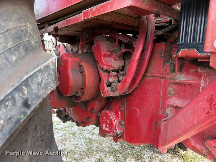 image for item OE9654 1974 International 966 tractor
