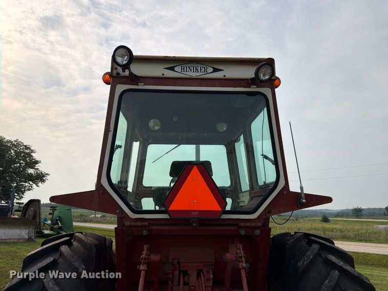 image for item OE9654 1974 International 966 tractor
