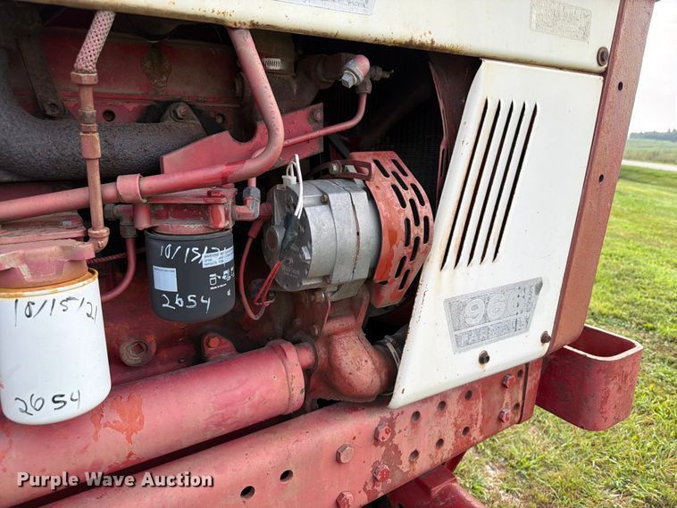 image for item OE9654 1974 International 966 tractor