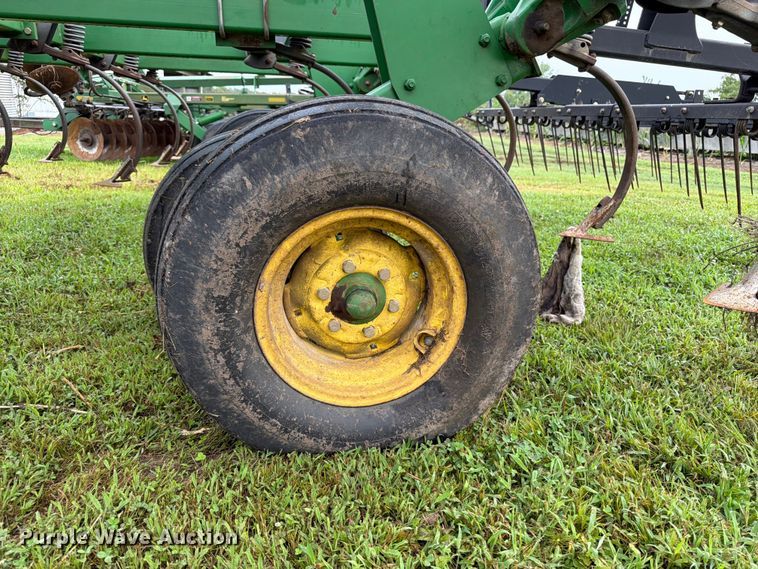 image for item OE9657 John Deere field cultivator