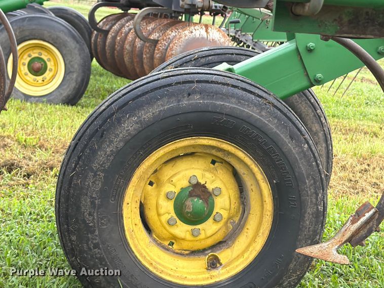 image for item OE9657 John Deere field cultivator