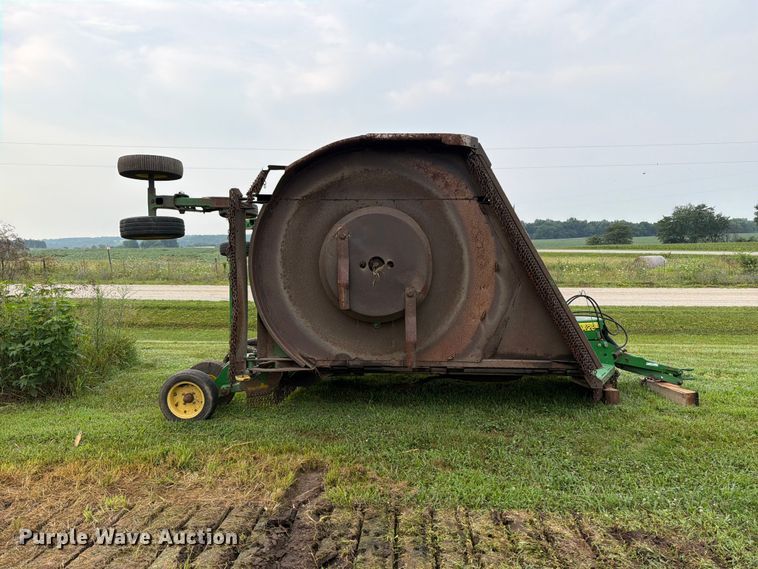 image for item OE9659 John Deere HX20 batwing rotary mower