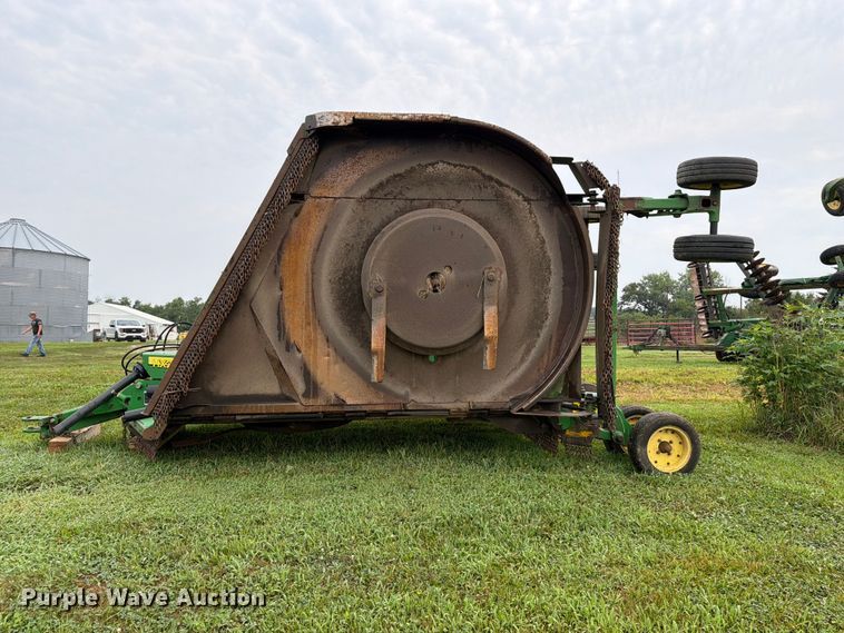 image for item OE9659 John Deere HX20 batwing rotary mower