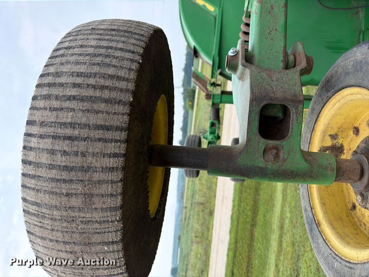 image for item OE9659 John Deere HX20 batwing rotary mower