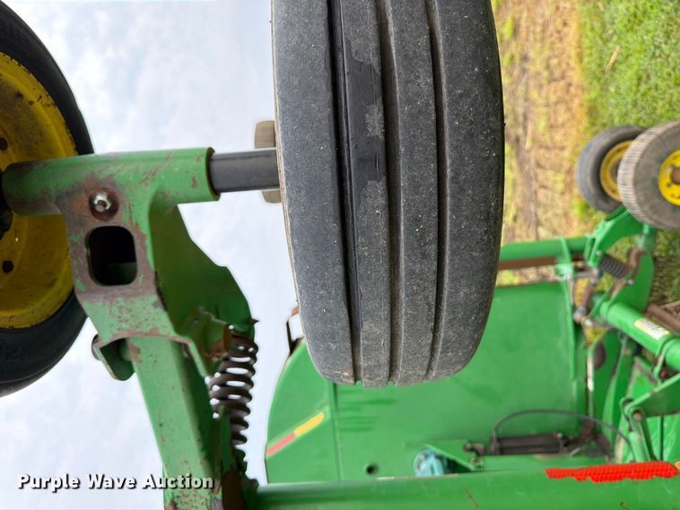 image for item OE9659 John Deere HX20 batwing rotary mower