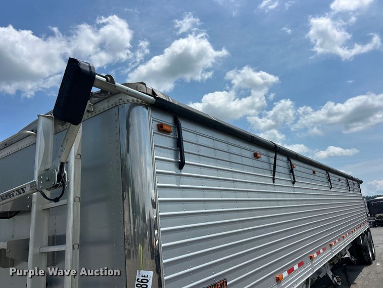 image for item YA4189 2015 Timpte grain trailer