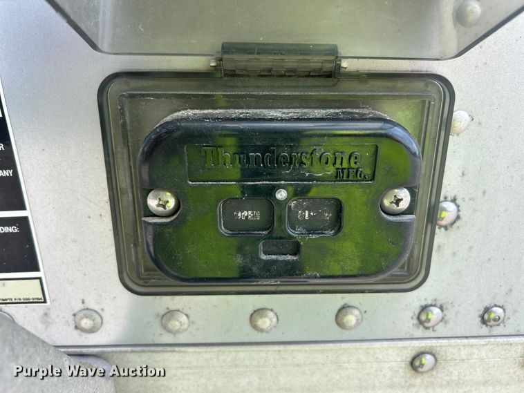 image for item YA4189 2015 Timpte grain trailer