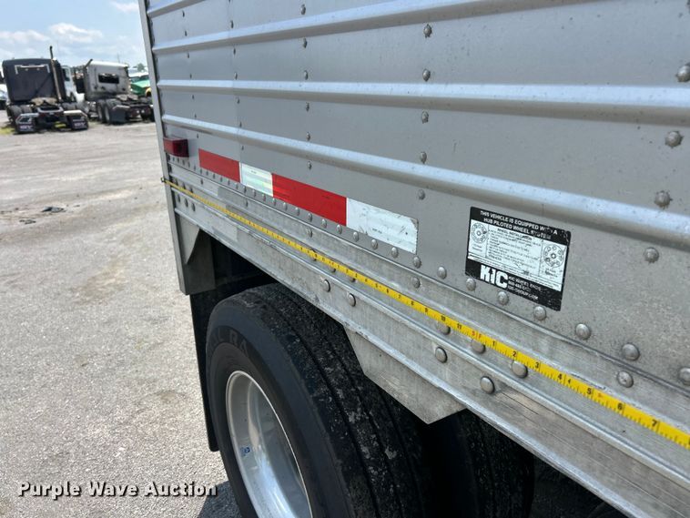 image for item YA4189 2015 Timpte grain trailer
