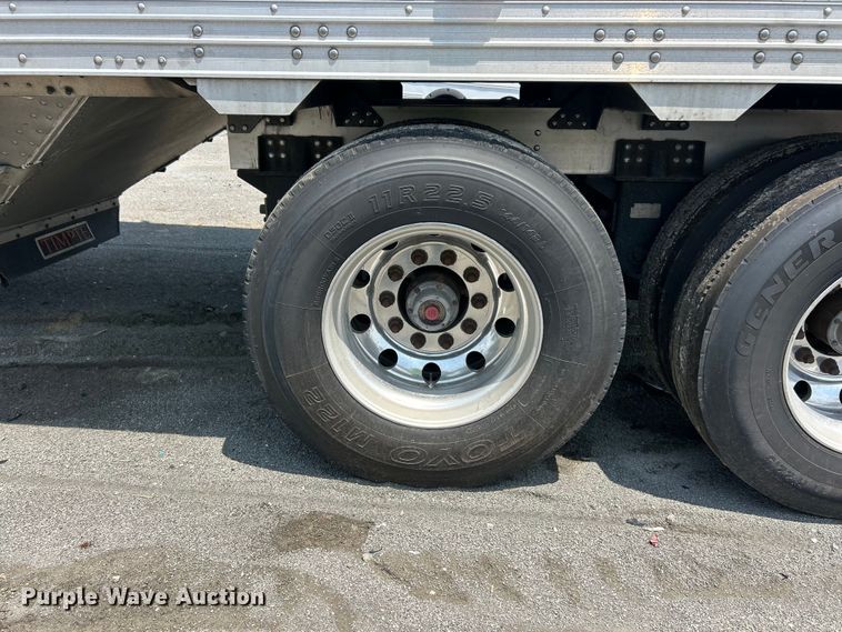 image for item YA4189 2015 Timpte grain trailer