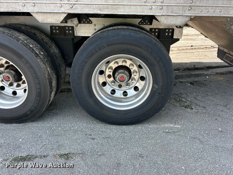 image for item YA4189 2015 Timpte grain trailer