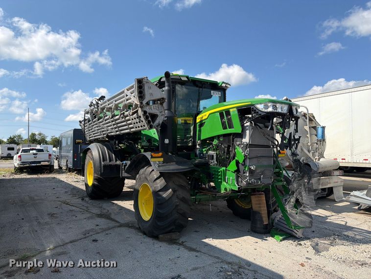 image for item YA4209 2023 John Deere 800R spreader
