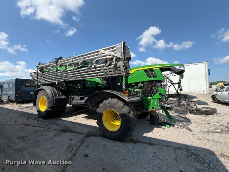 image for item YA4209 2023 John Deere 800R spreader