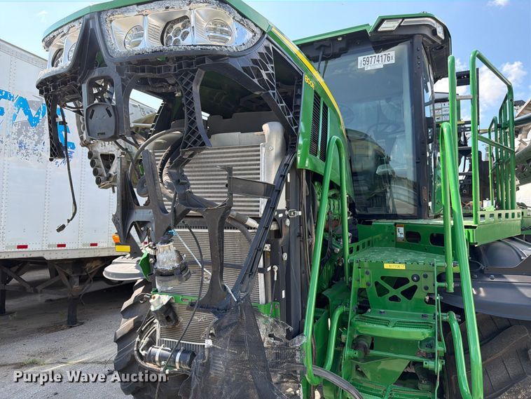 image for item YA4209 2023 John Deere 800R spreader