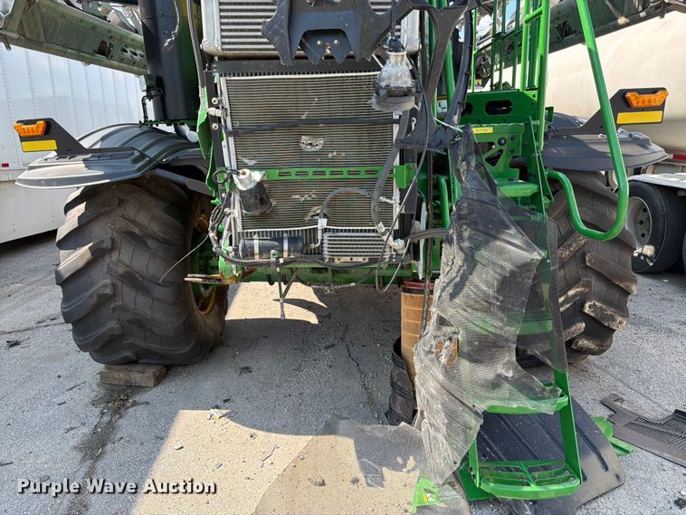 image for item YA4209 2023 John Deere 800R spreader