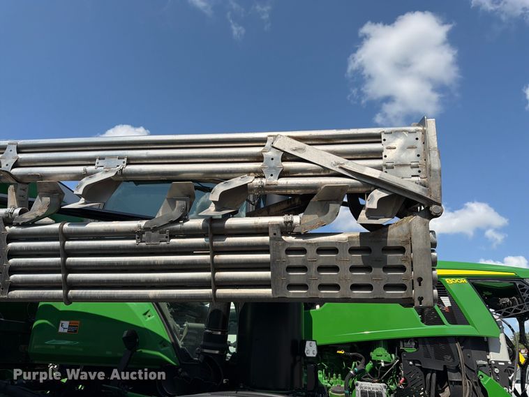 image for item YA4209 2023 John Deere 800R spreader