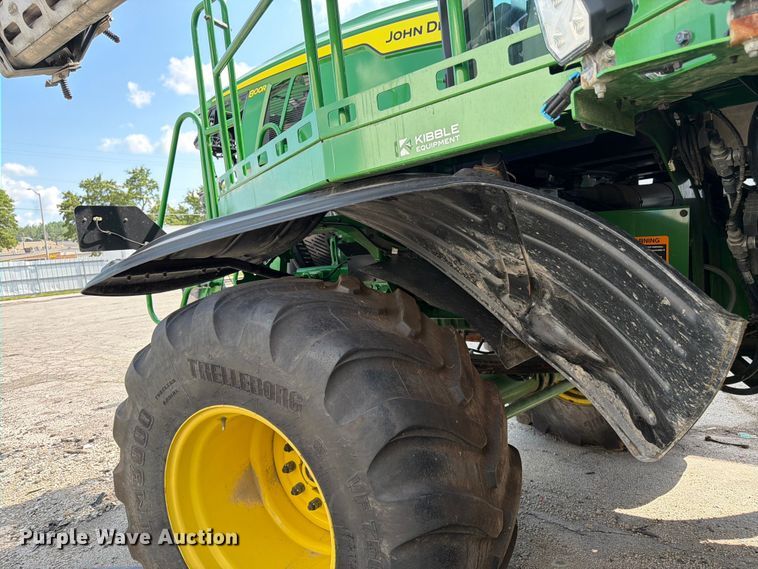 image for item YA4209 2023 John Deere 800R spreader