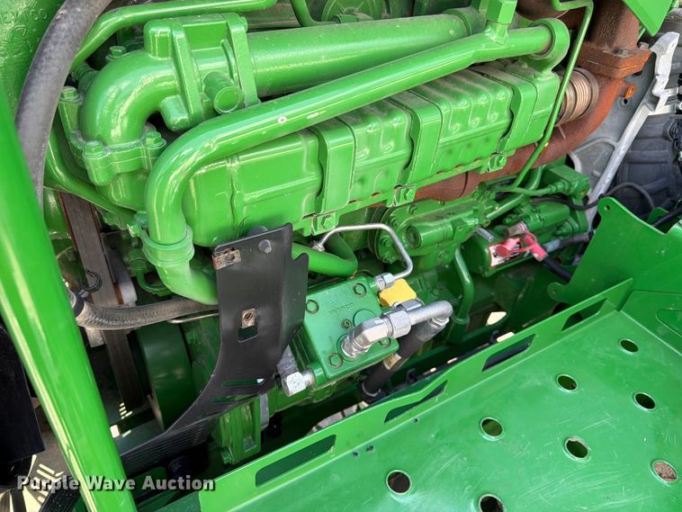 image for item YA4209 2023 John Deere 800R spreader