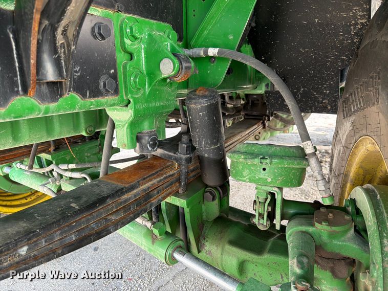 image for item YA4209 2023 John Deere 800R spreader