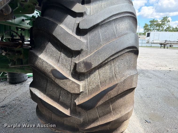 image for item YA4209 2023 John Deere 800R spreader