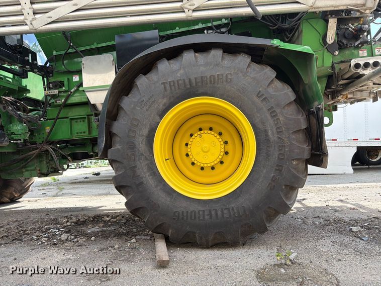 image for item YA4209 2023 John Deere 800R spreader