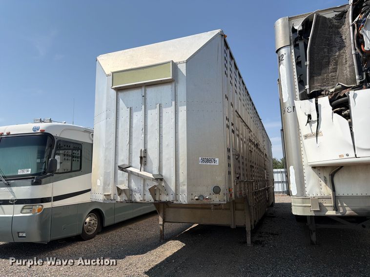 2015 Merritt livestock trailer