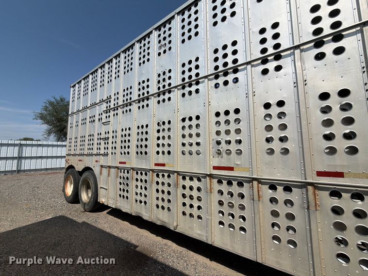 image for item YA4235 2015 Merritt livestock trailer