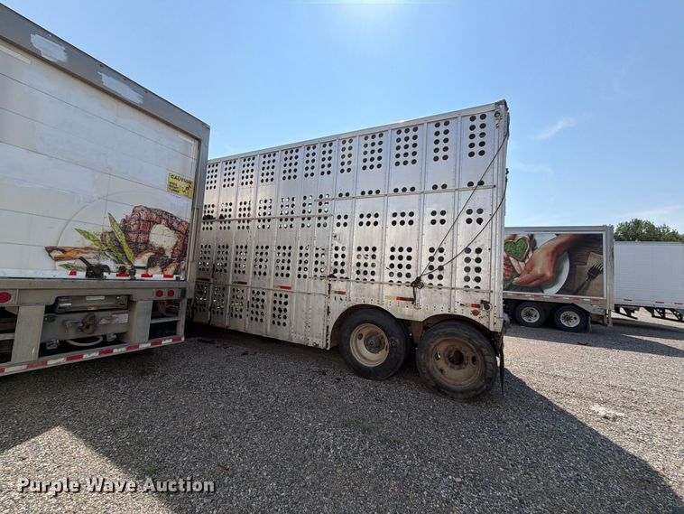 image for item YA4235 2015 Merritt livestock trailer