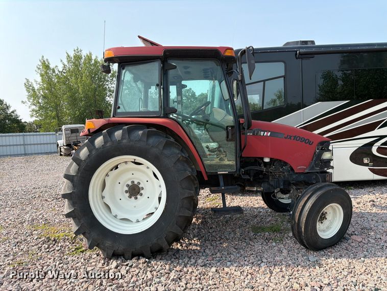 image for item YA4510 Case IH JX1090U tractor