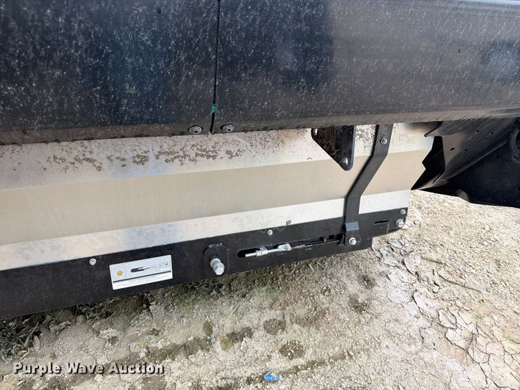 image for item YA4516 2023 MacDon FD235 flex draper head