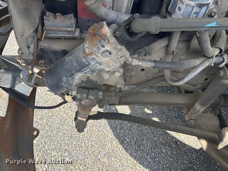 image for item DT2896 2007 International 4300 flatbed truck