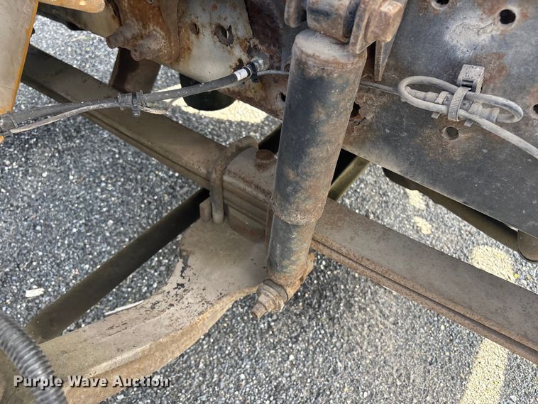 image for item DT2896 2007 International 4300 flatbed truck