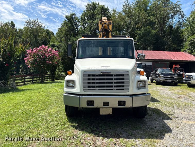 image for item DT2906 2000 Freightliner FL70 crane truck