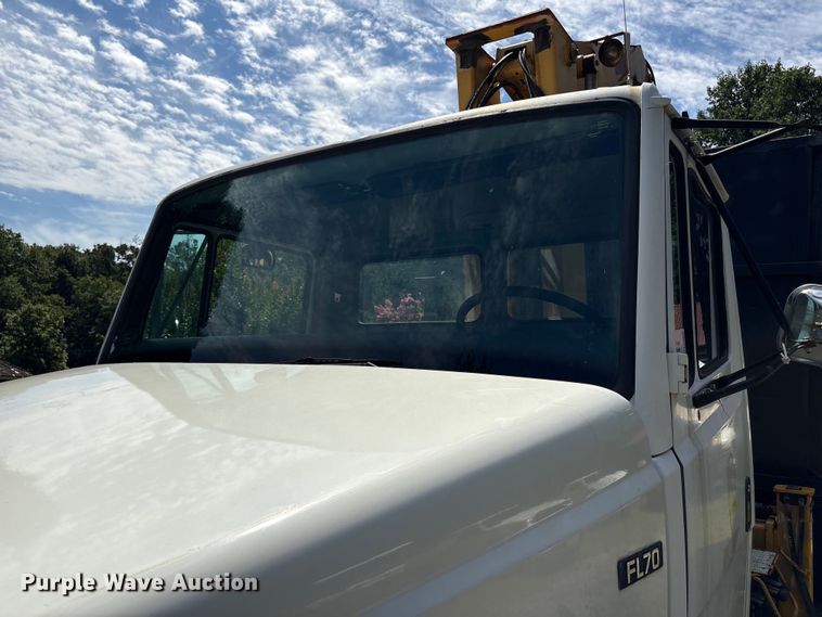 image for item DT2906 2000 Freightliner FL70 crane truck