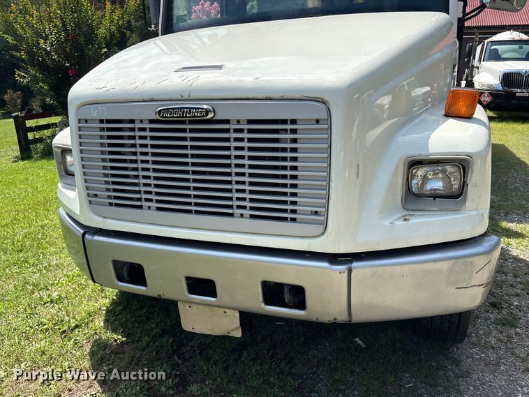 image for item DT2906 2000 Freightliner FL70 crane truck