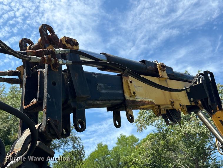 image for item DT2906 2000 Freightliner FL70 crane truck