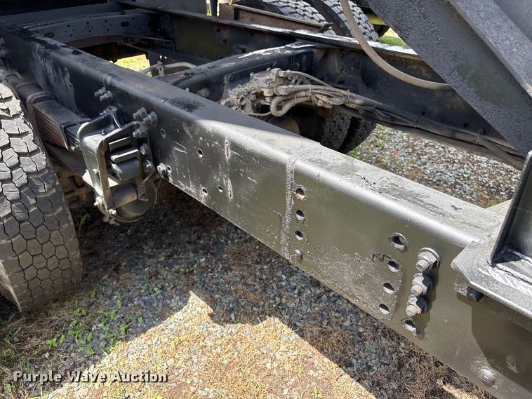 image for item DT2906 2000 Freightliner FL70 crane truck