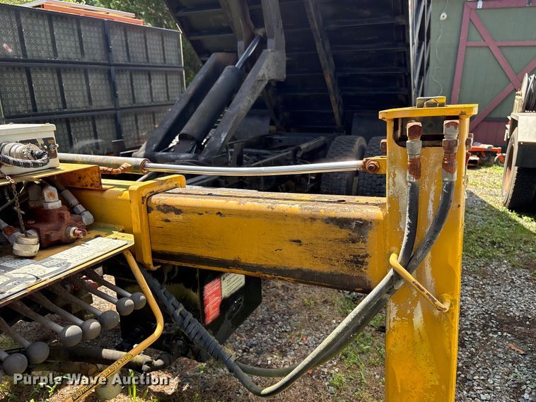 image for item DT2906 2000 Freightliner FL70 crane truck
