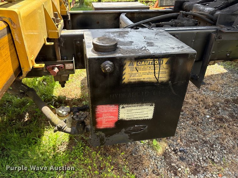 image for item DT2906 2000 Freightliner FL70 crane truck