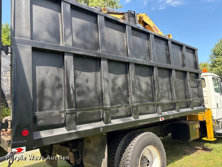 image for item DT2906 2000 Freightliner FL70 crane truck