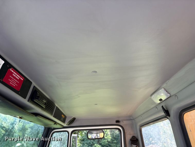 image for item DT2906 2000 Freightliner FL70 crane truck