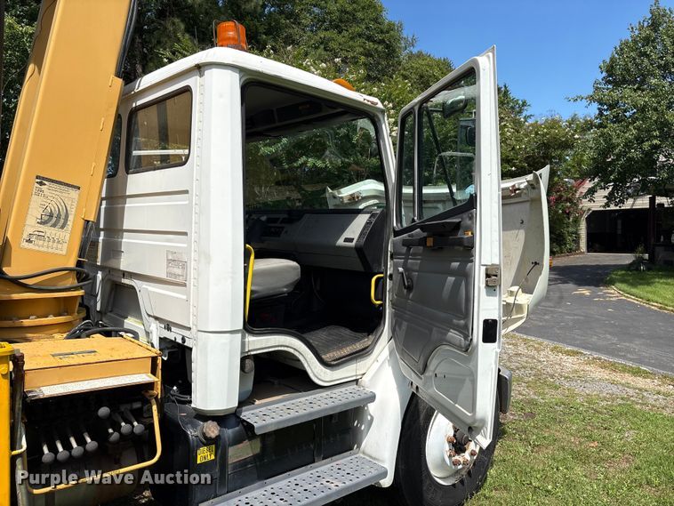 image for item DT2906 2000 Freightliner FL70 crane truck