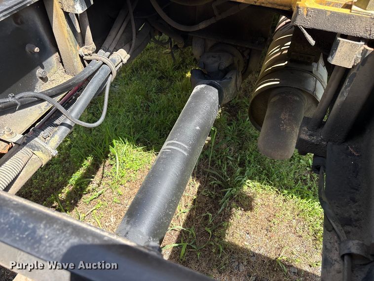 image for item DT2906 2000 Freightliner FL70 crane truck