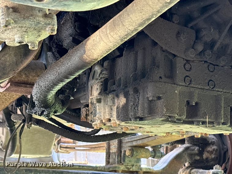 image for item DT2906 2000 Freightliner FL70 crane truck