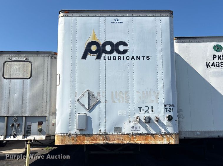 image for item DT2909 2004 Hyundai V2330152AJS dry van trailer
