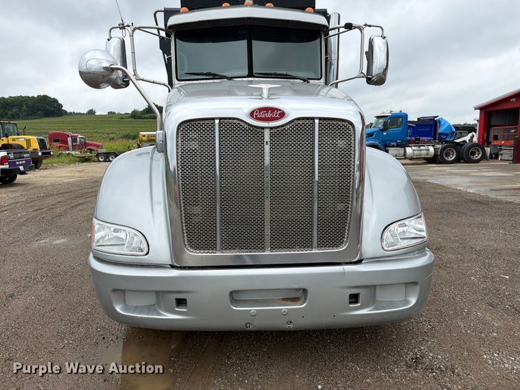 image for item DU3510 2012 Peterbilt 386 dump truck
